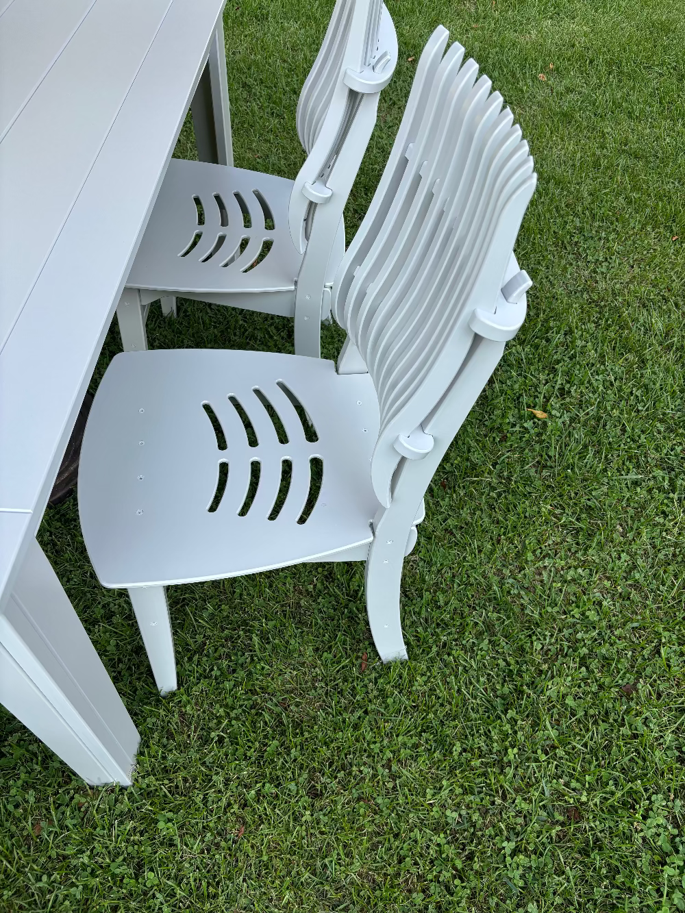 Heritage Interlock Contour Dining Chair