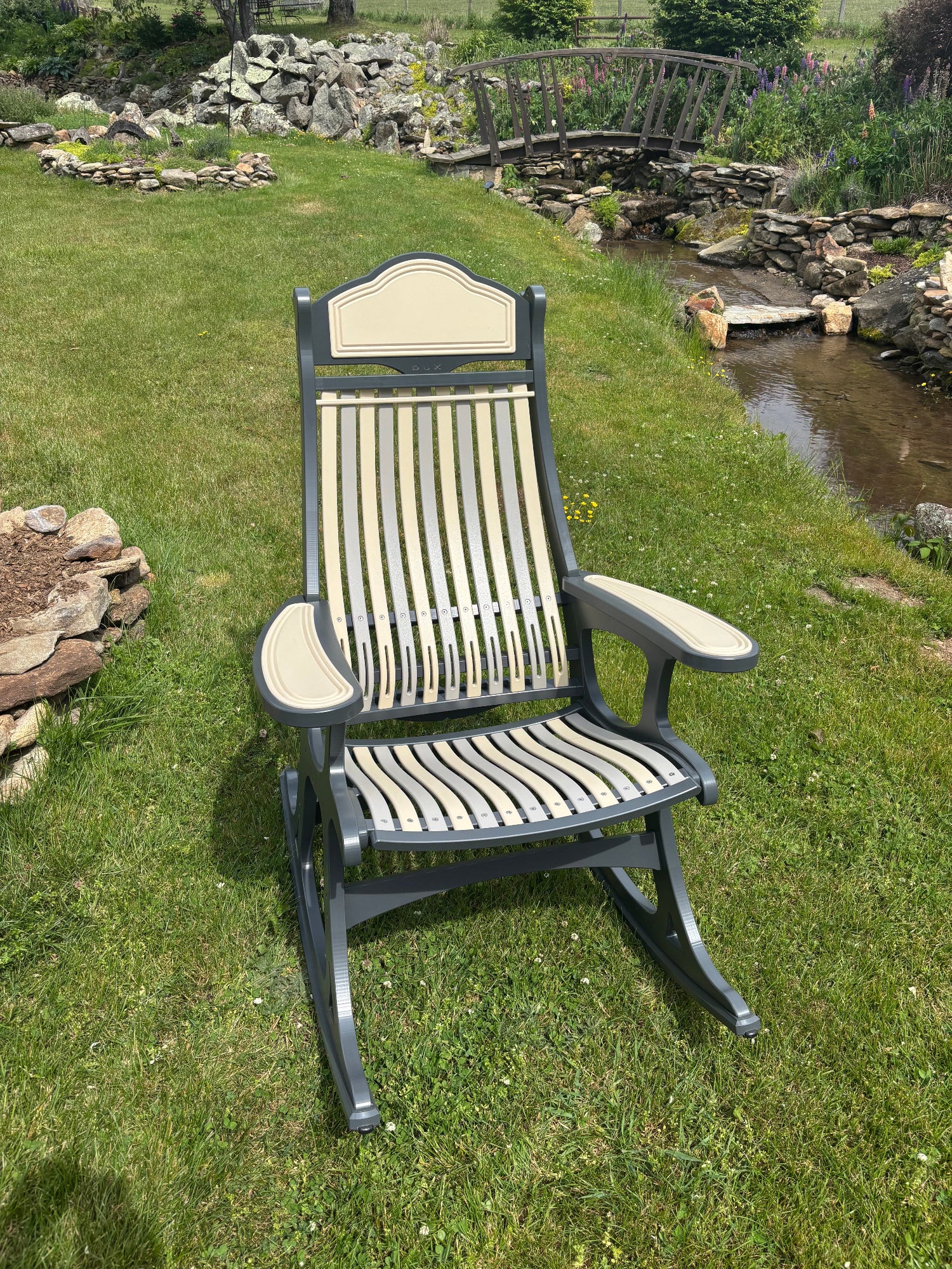 The Estate DreamRocker