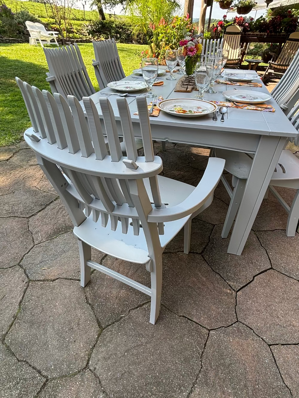 Heritage Interlock Contour Dining Chair