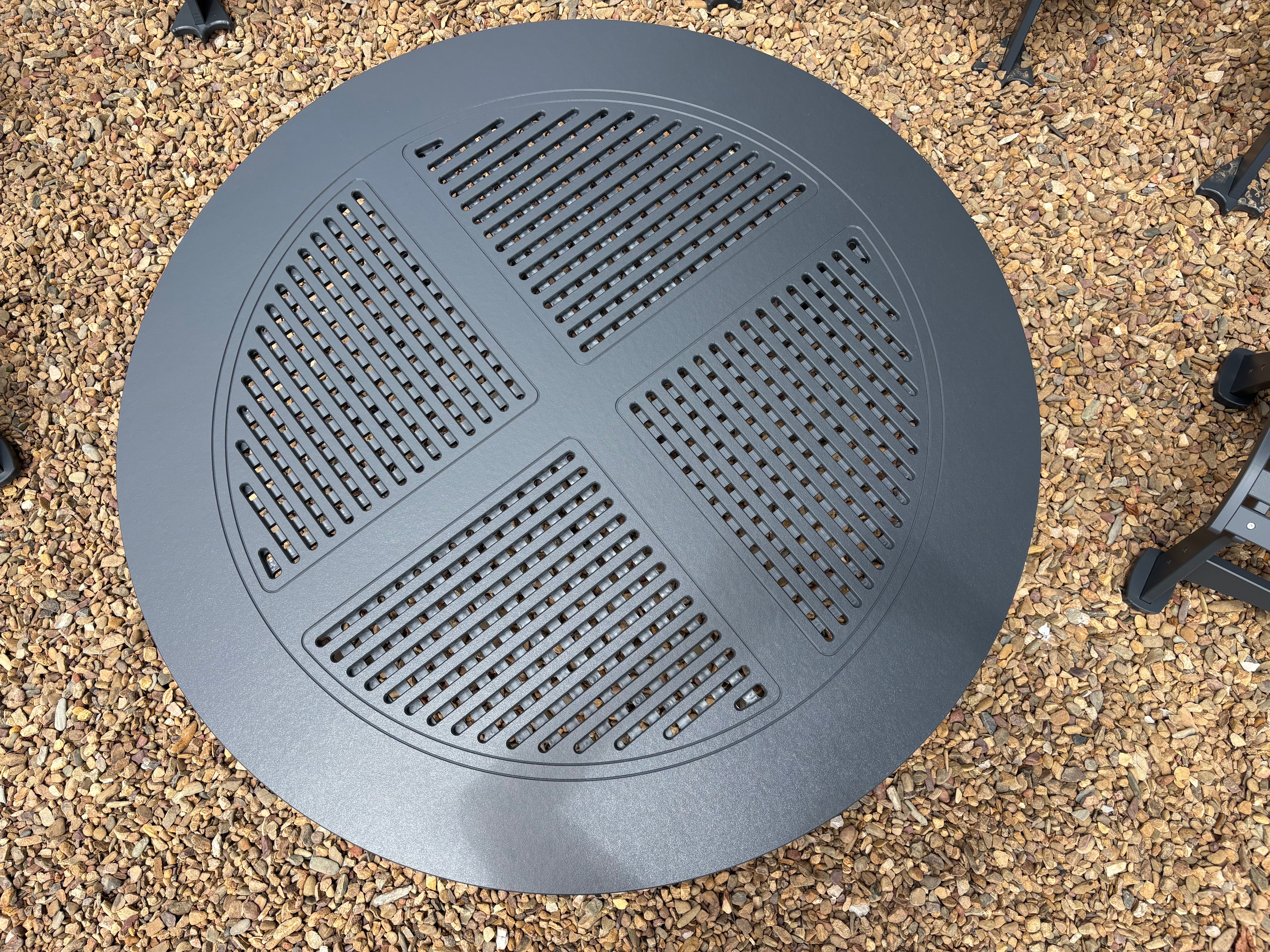 Round Coffee Table with Latticed Quadrant Top