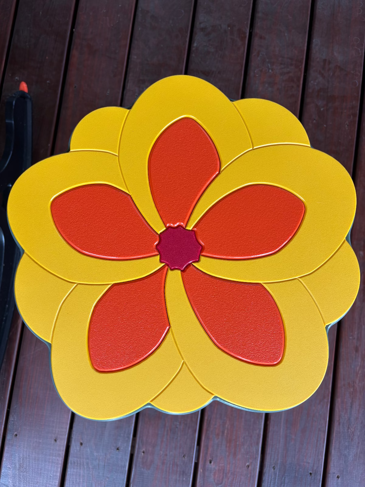 Petunia Bloom Side Table